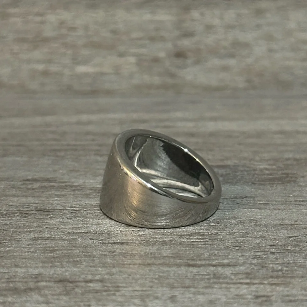 Assorted Silver Rings (Assorted Sizes) - Picture 2 of 6